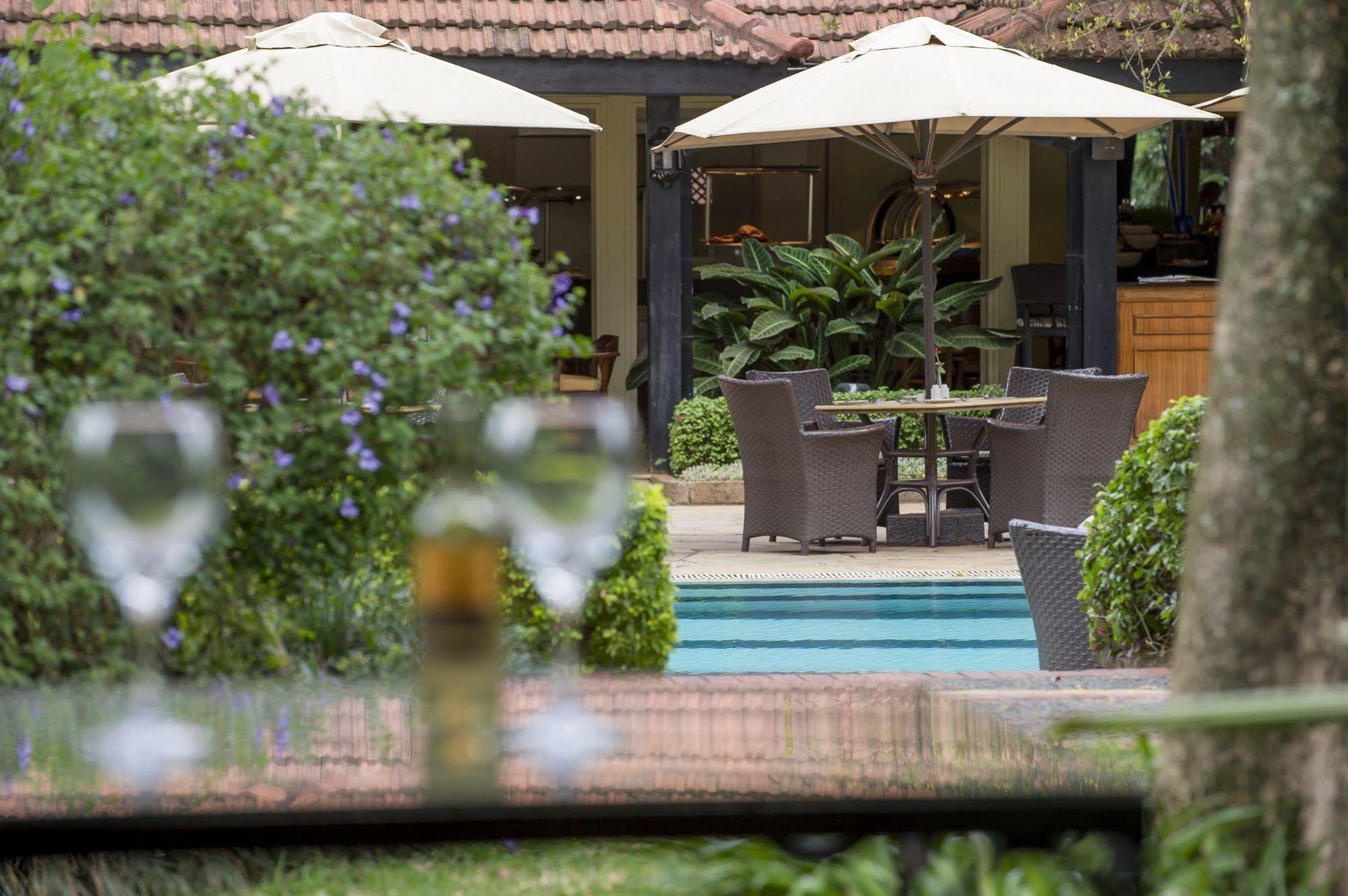 Southern Sun Mayfair Nairobi Esterno foto